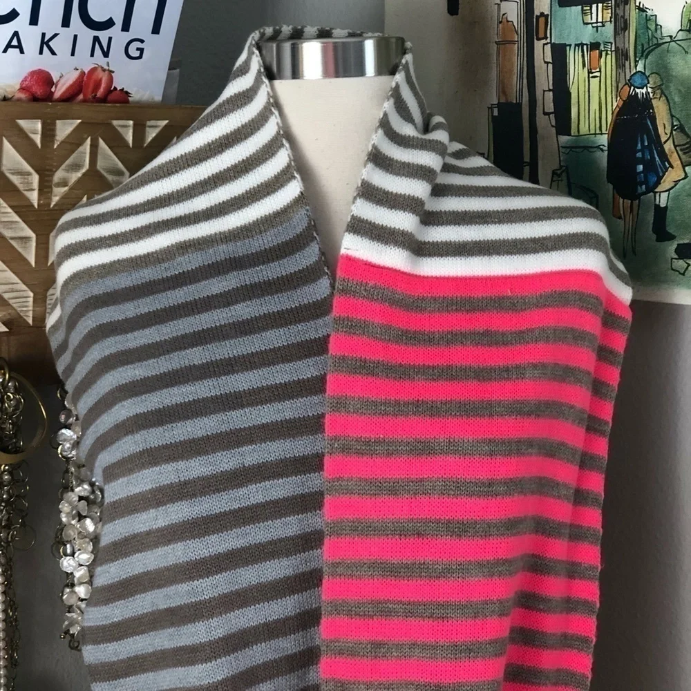 GAP Striped Scarf Women's One Size Gray Pink & Ivory